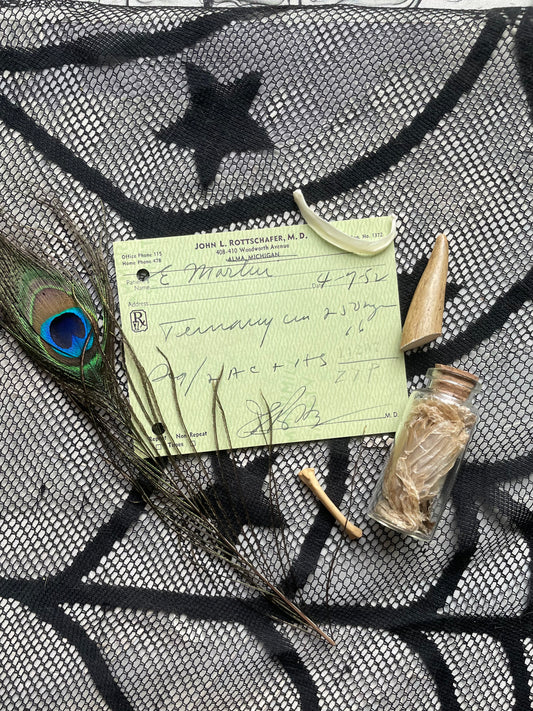 Small Oddity Variety Box